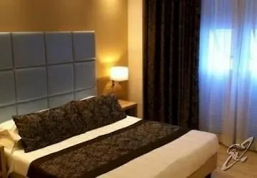 酒店 皮科洛丽都酒店 4*