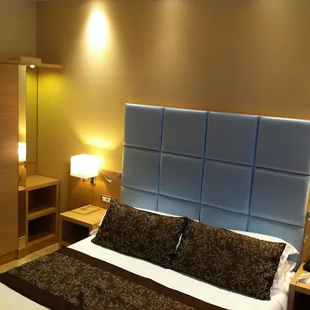 Piccolo Lido Otel Bordighera