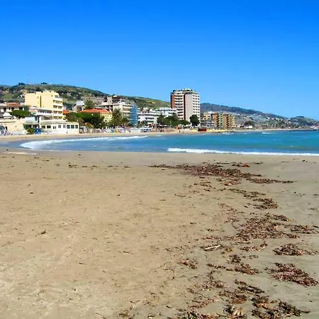 Piccolo Lido Otel 4*