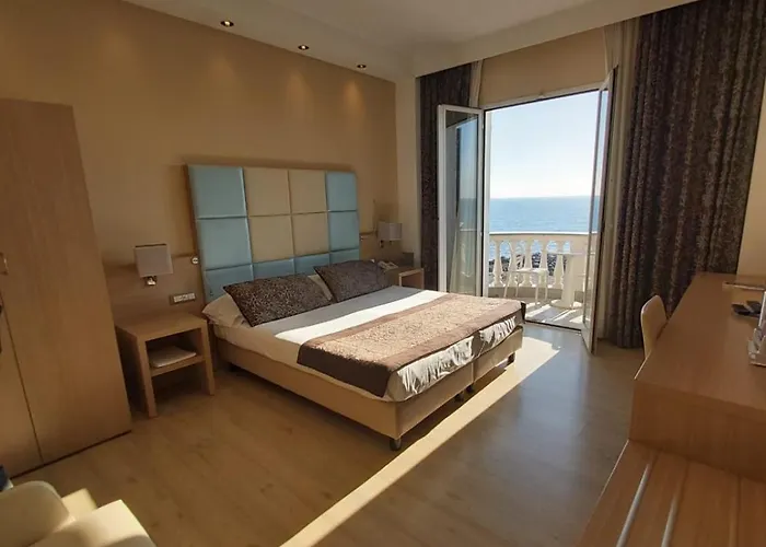 Piccolo Lido Hotel 4*